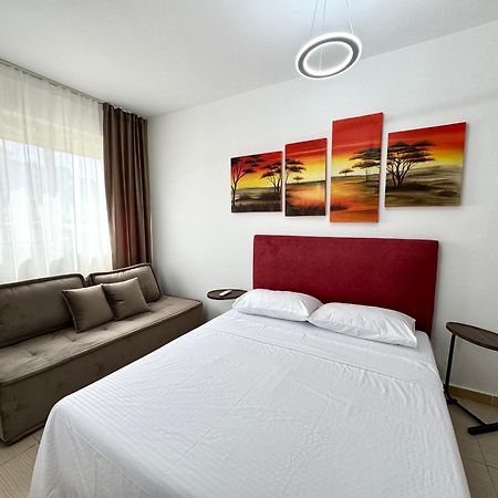 Luxury Apartments In City Center Дуррес Экстерьер фото
