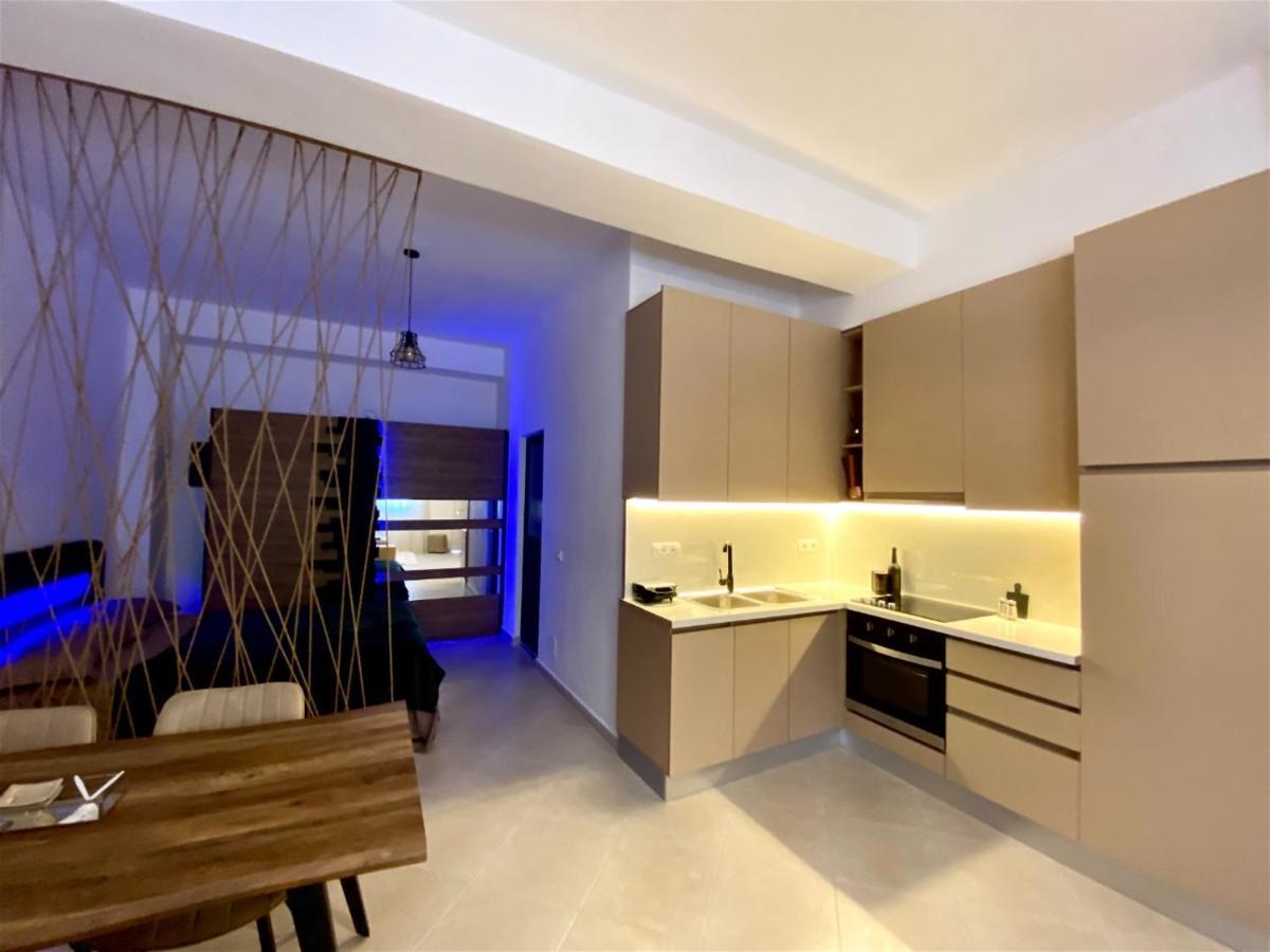 Luxury Apartments In City Center Дуррес Экстерьер фото