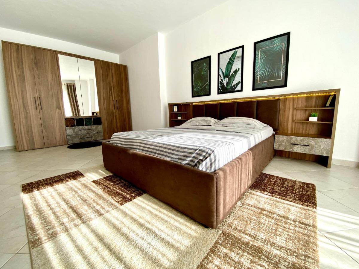 Luxury Apartments In City Center Дуррес Экстерьер фото