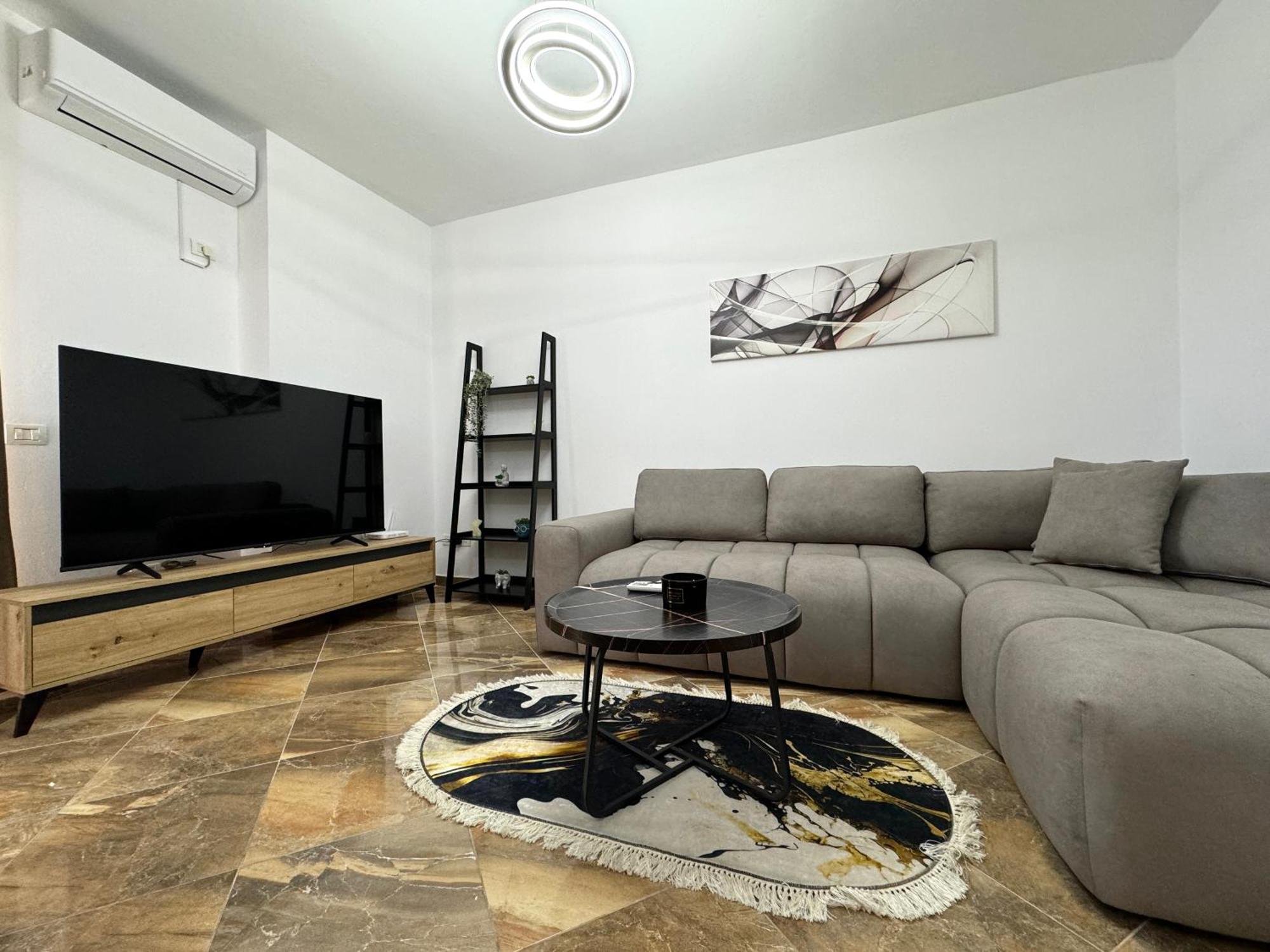 Luxury Apartments In City Center Дуррес Экстерьер фото