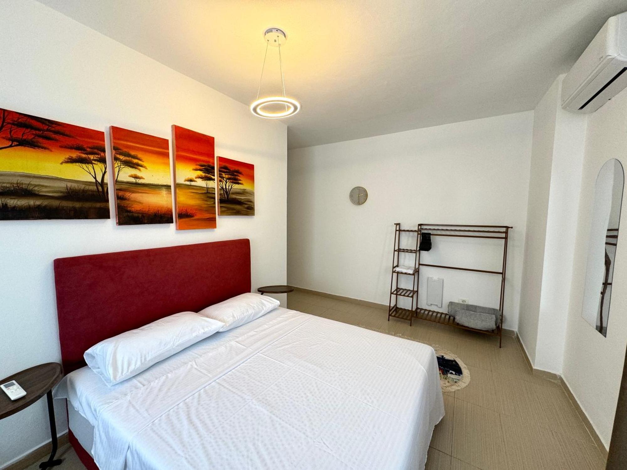 Luxury Apartments In City Center Дуррес Экстерьер фото