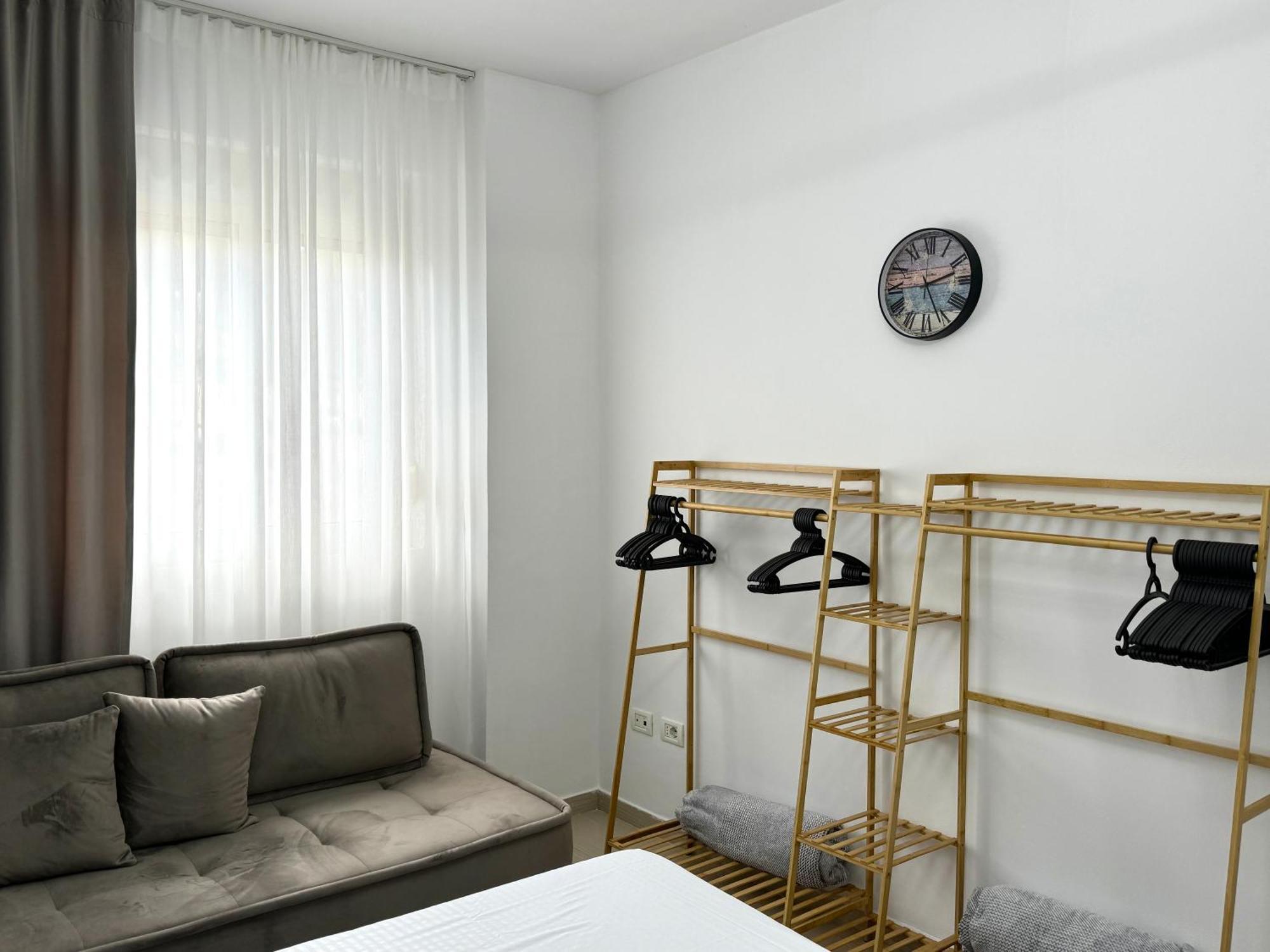 Luxury Apartments In City Center Дуррес Экстерьер фото